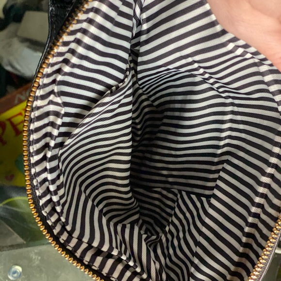 Kate Spade crossbody bag. - Picture 4 of 4